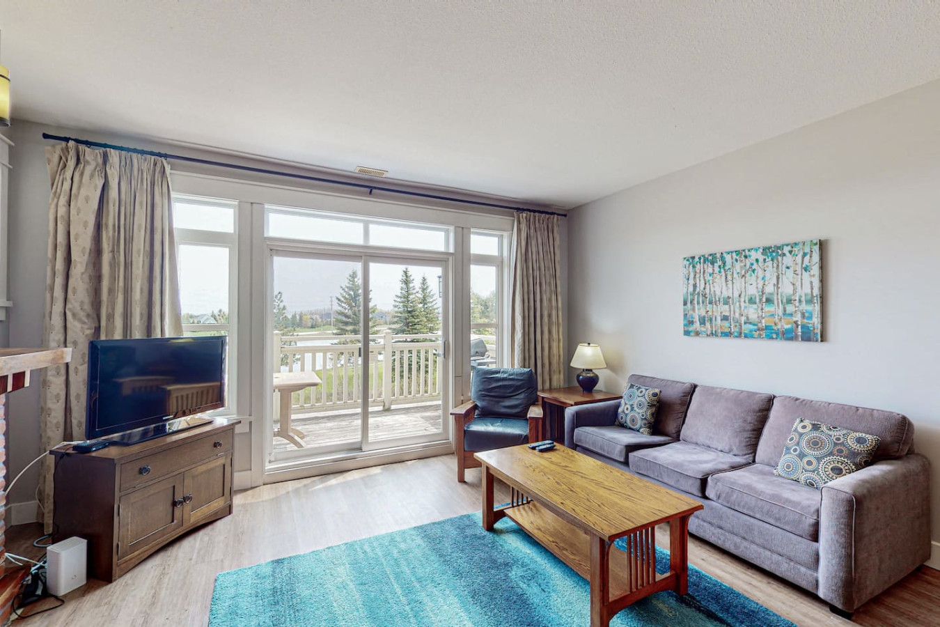 Golf-Side Retreat: Pond Views w/ Summer Pool | Photo 2