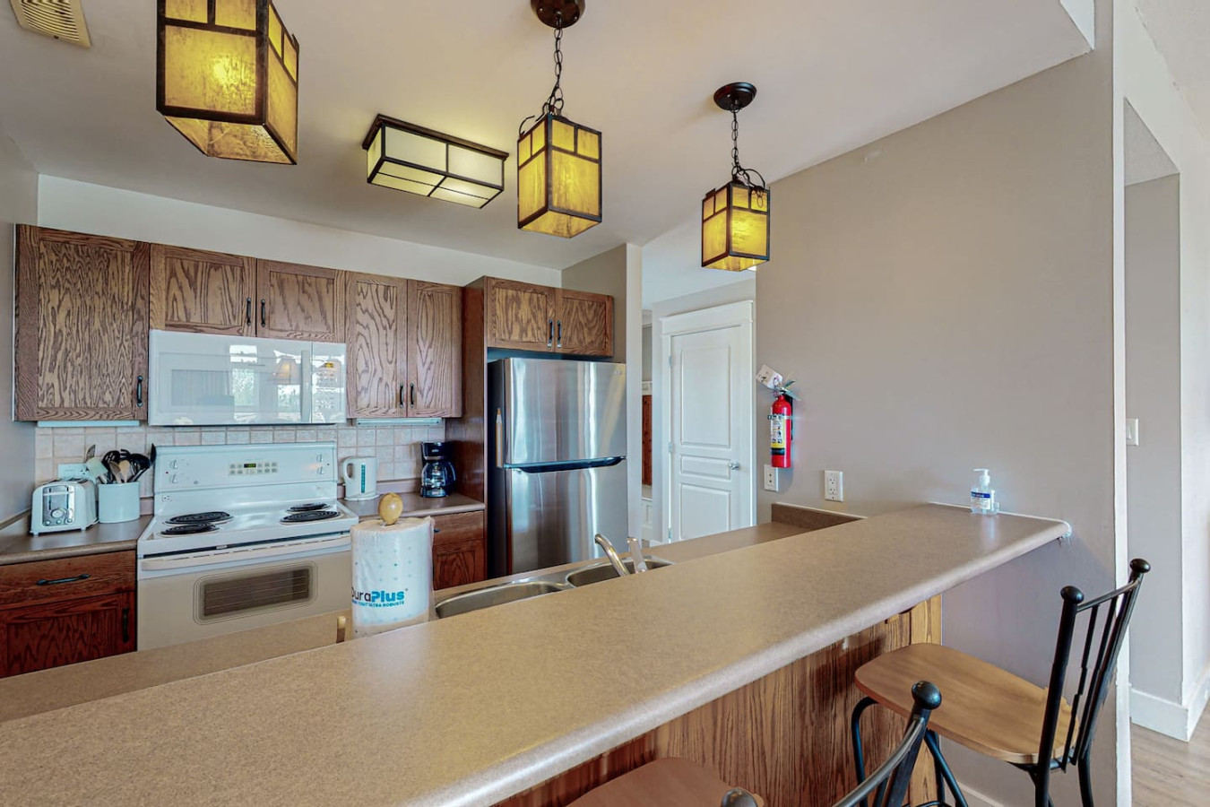 Golf-Side Retreat: Pond Views w/ Summer Pool | Photo 8