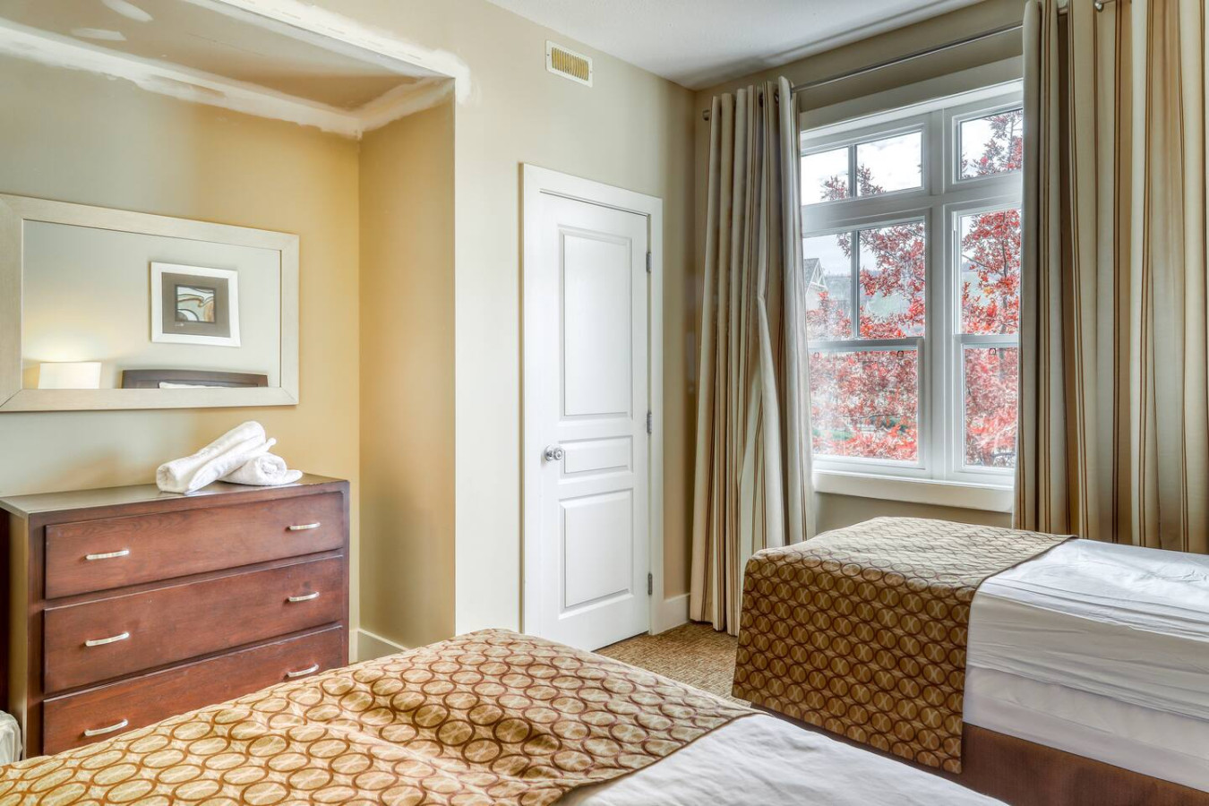 Links & Leisure: 3BDR Condo by Village + Hot Tub | Photo 21