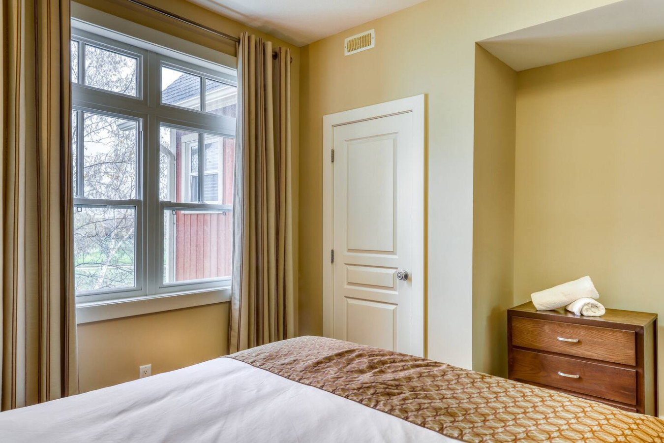 Links & Leisure: 3BDR Condo by Village + Hot Tub | Photo 17