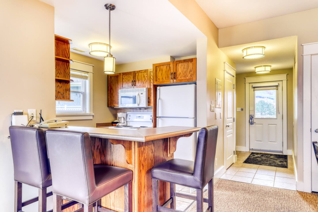 Links & Leisure: 3BDR Condo by Village + Hot Tub | Photo 2