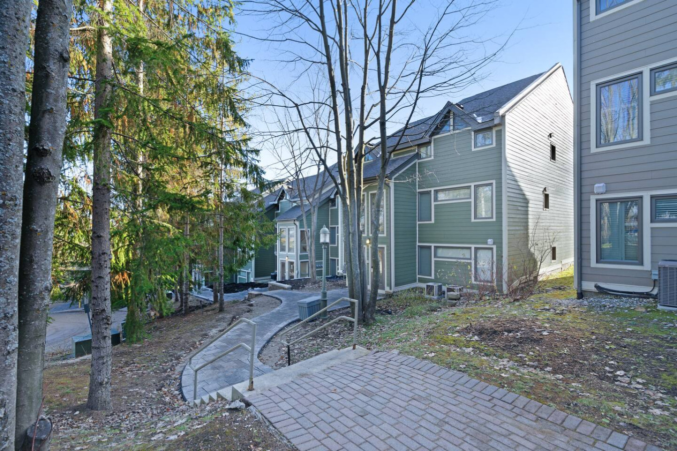 Slopeside Retreat w/ Wood Fireplace & Mins to Blue | Photo 4