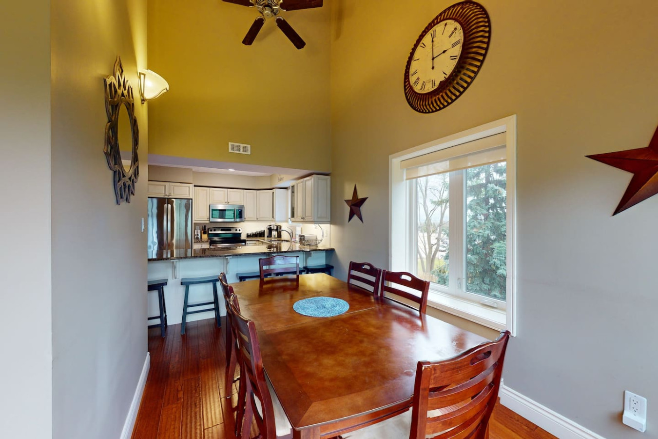 Renovated 3BDR Family Condo | Slope-Side at Blue! 14