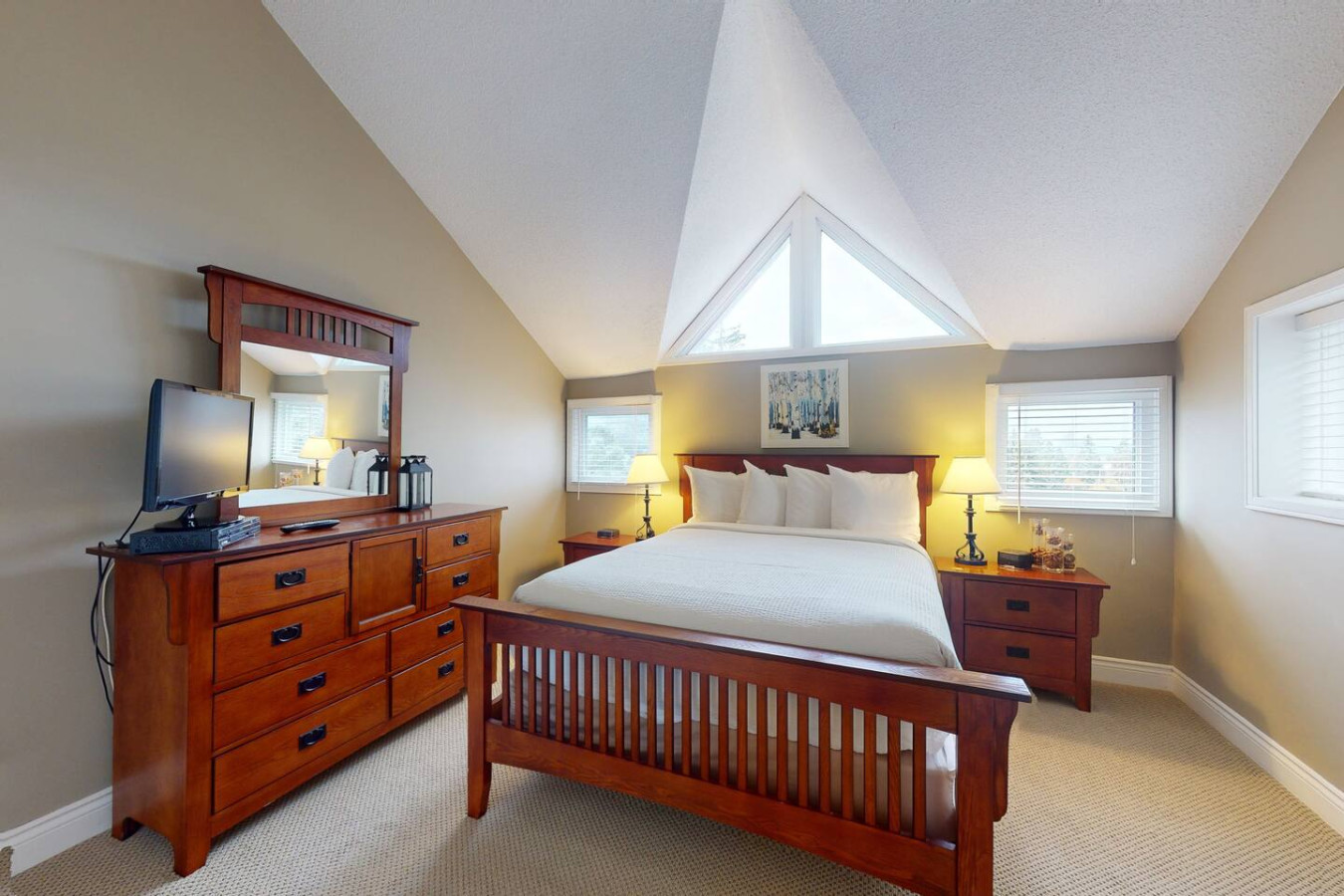 Renovated 3BDR Family Condo | Slope-Side at Blue! 22