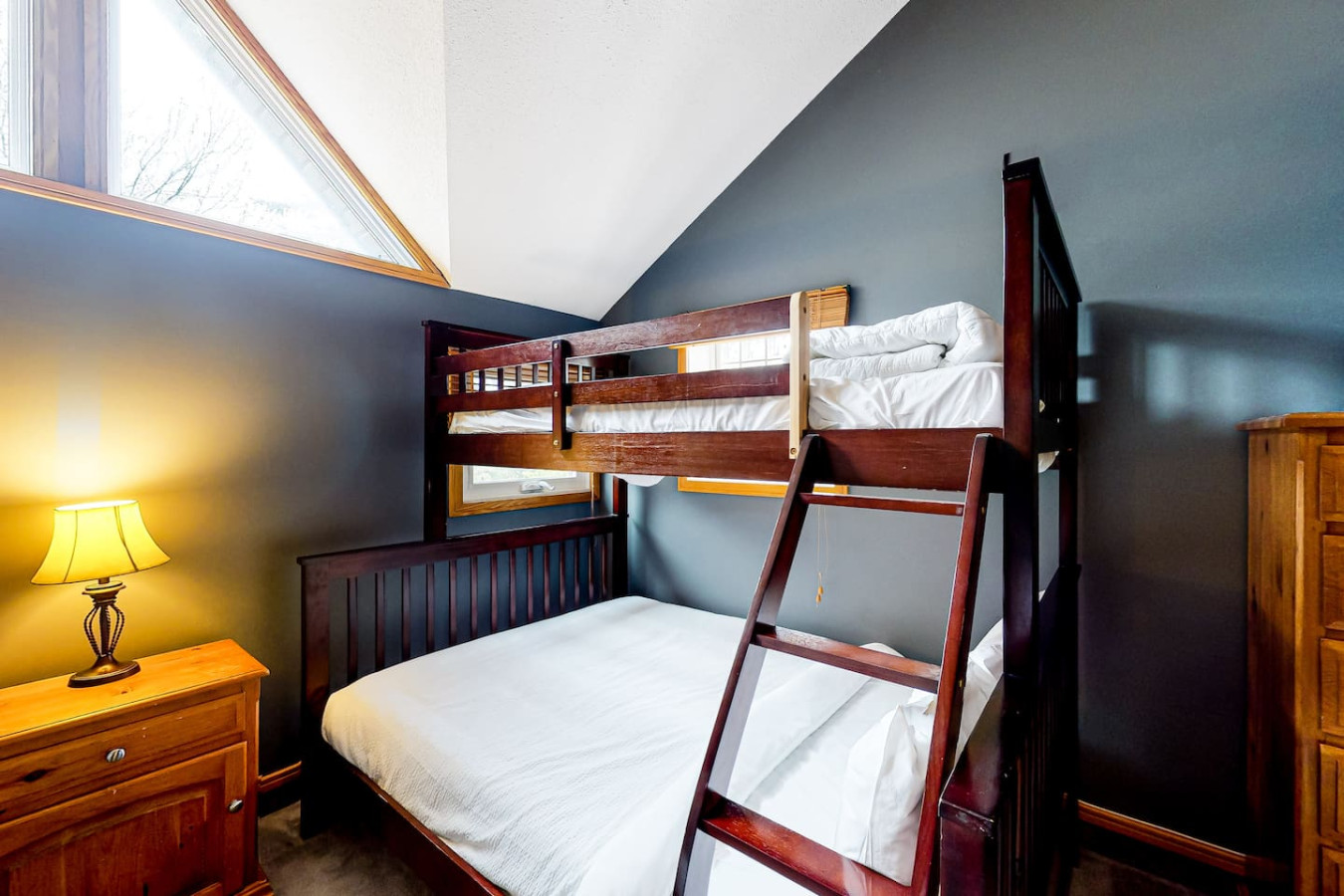 Mountain Retreat | Hillside & Mins to BM Village | Photo 19