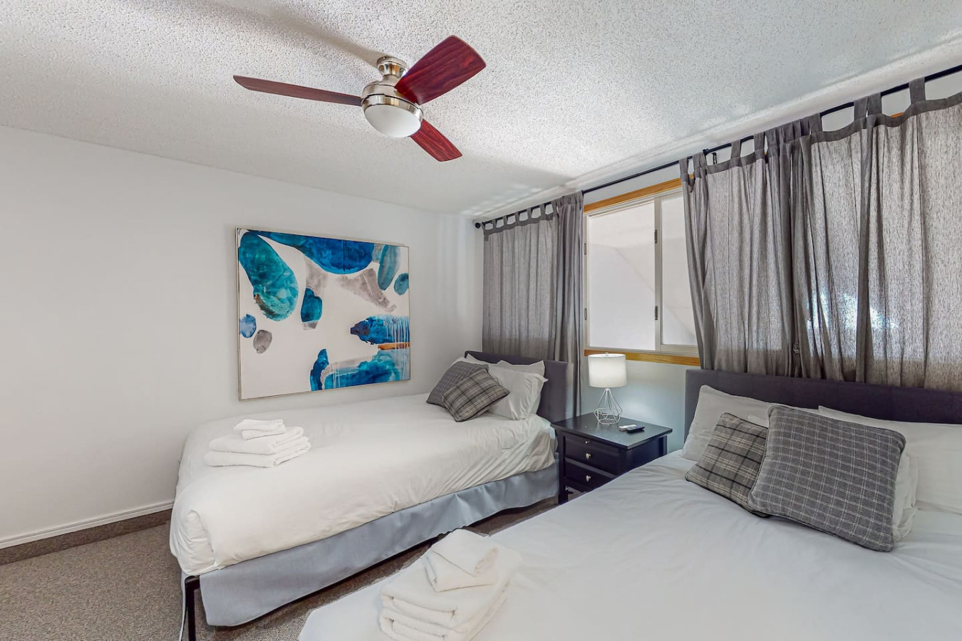 Bright 2BDR Condo - Ski Hill Views | Photo 3