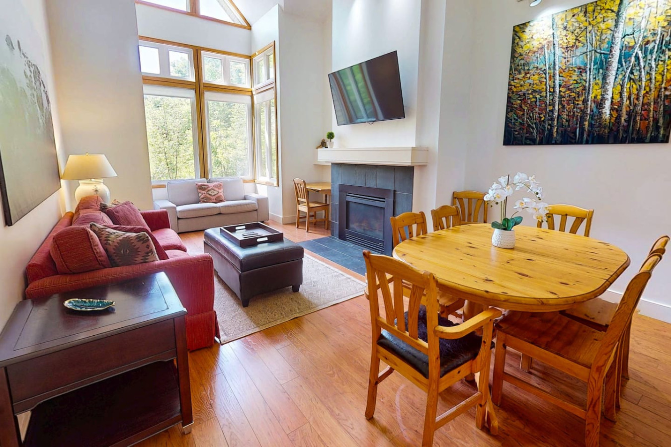 Spacious Mountain Home, Mins to BM Village!