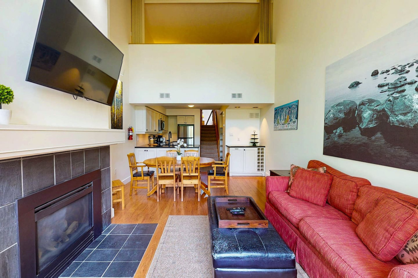 Spacious Mountain Home, Mins to BM Village! | Photo 8