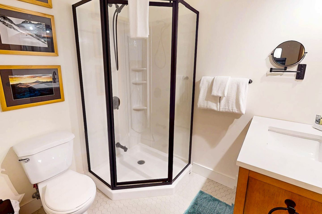 Spacious Mountain Home, Mins to BM Village! | Photo 17