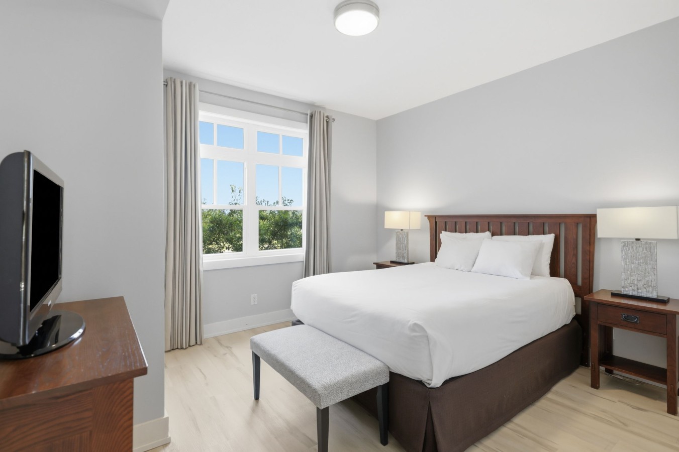 28-web-or-mls-125 Fairway Crt Unit 228-28