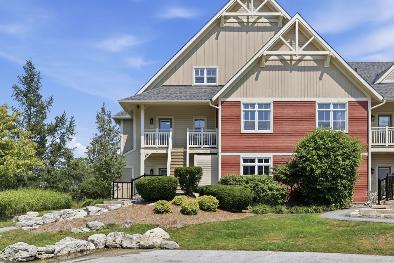 3-web-or-mls-125 Fairway Crt Unit 228-3