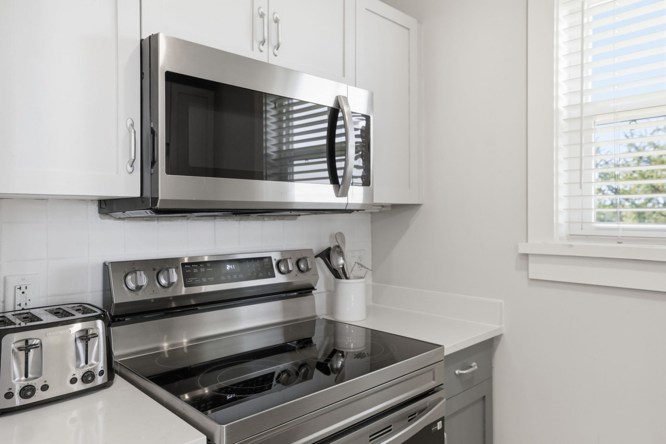 14-web-or-mls-125 Fairway Crt Unit 228-14