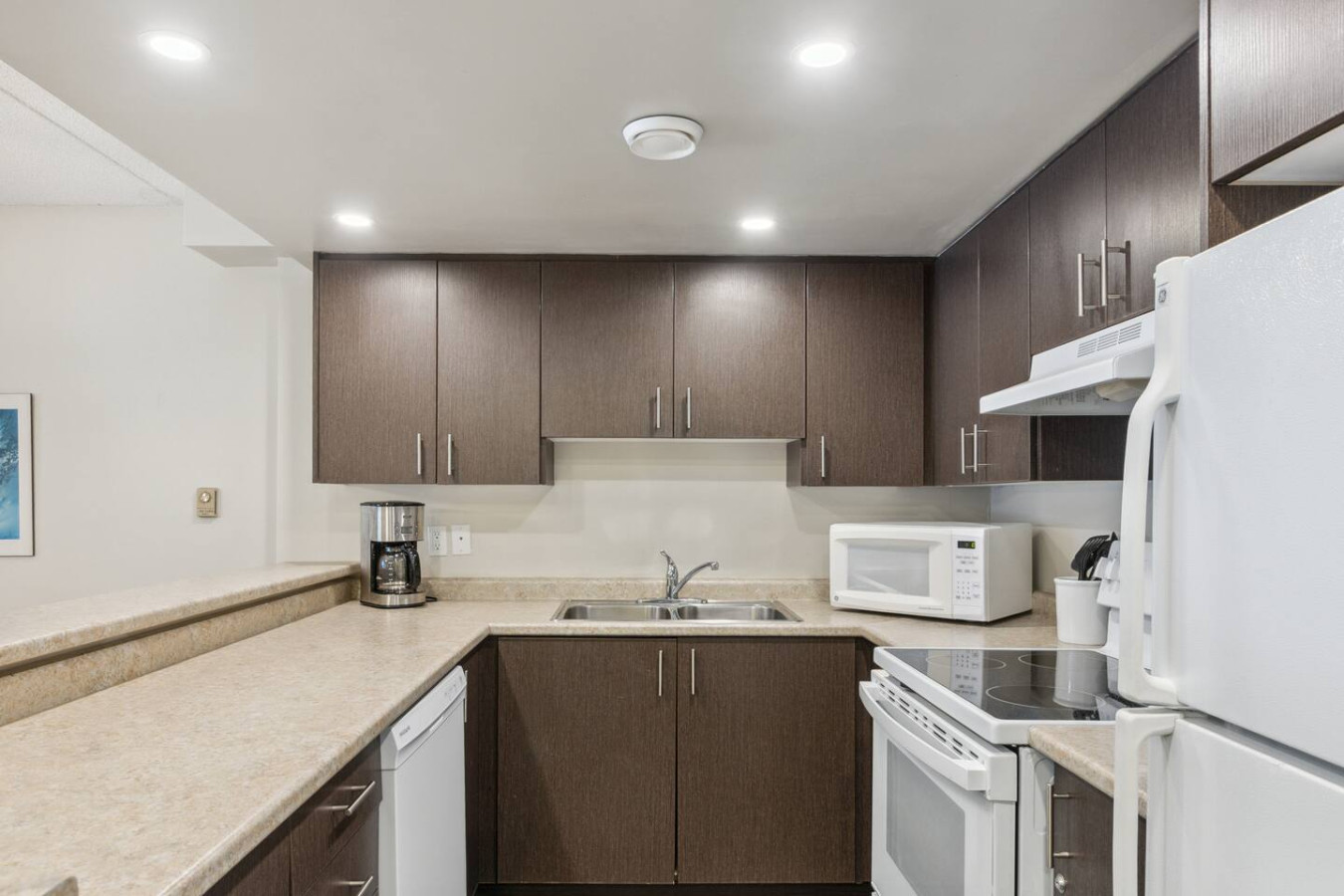 Ground-Floor Steps to Blue Mountain Home for 4 | Photo 11