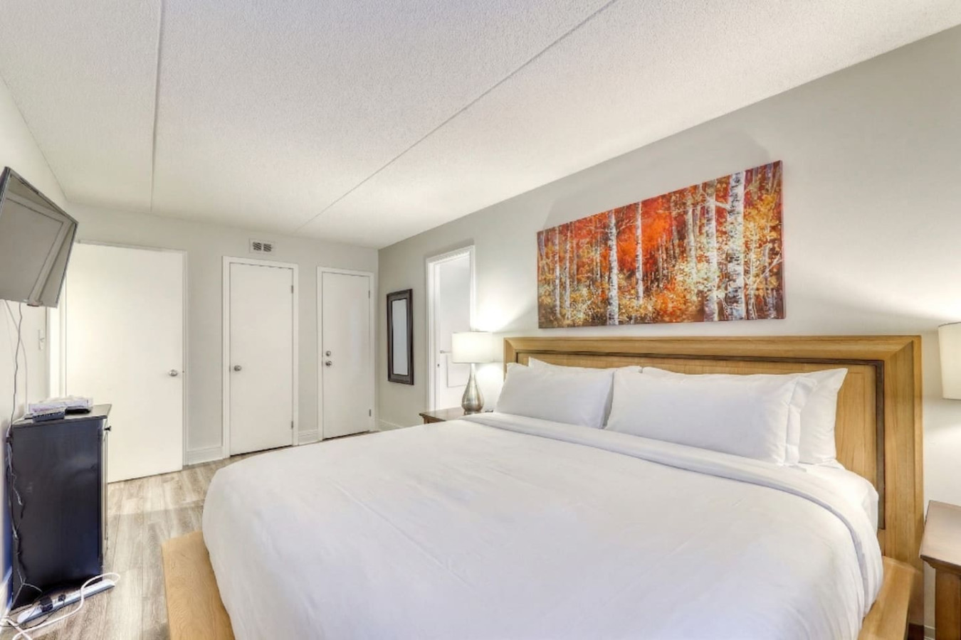 Heart of the Village Ground-Floor Condo for 7 | Photo 10