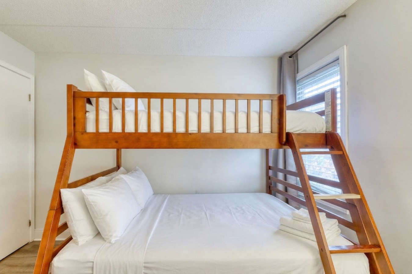 Heart of the Village Ground-Floor Condo for 7 | Photo 13