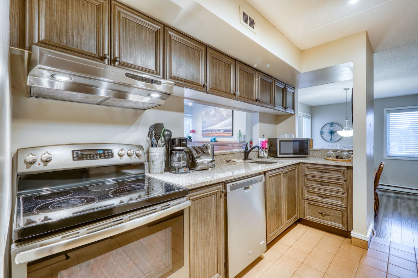 Heart of the Village Ground-Floor Condo for 7 | Photo 2