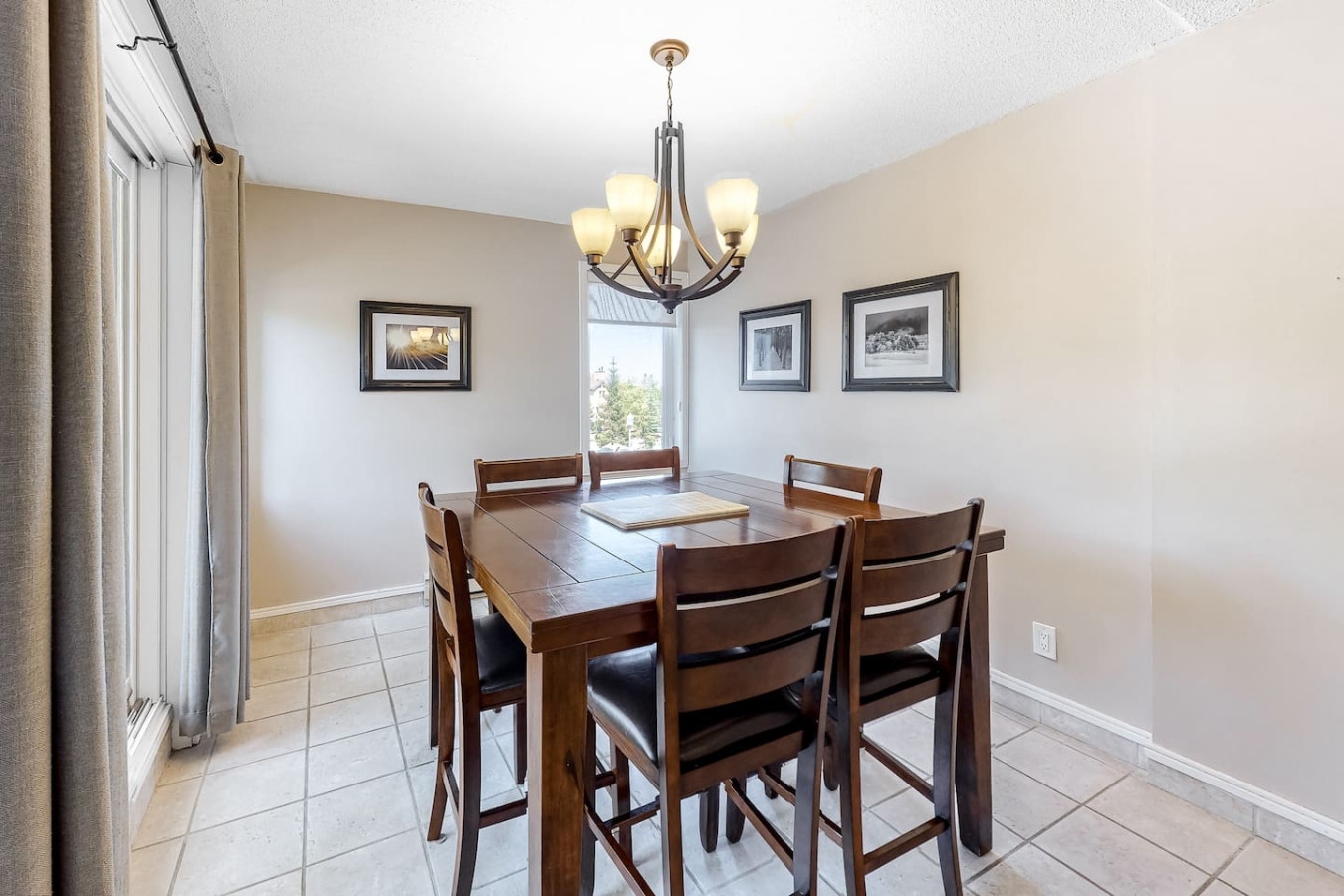 2BDR Blue Mountain Condo w/ 2 Private Balconies! | Photo 11