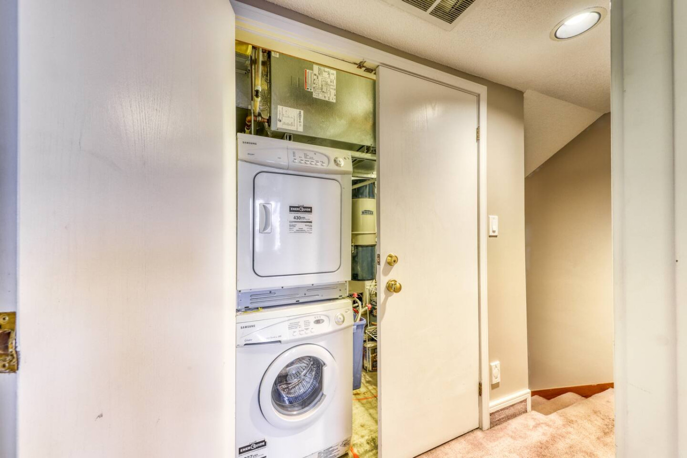 Family Blue Mountain Condo with Mountain Views | Photo 22