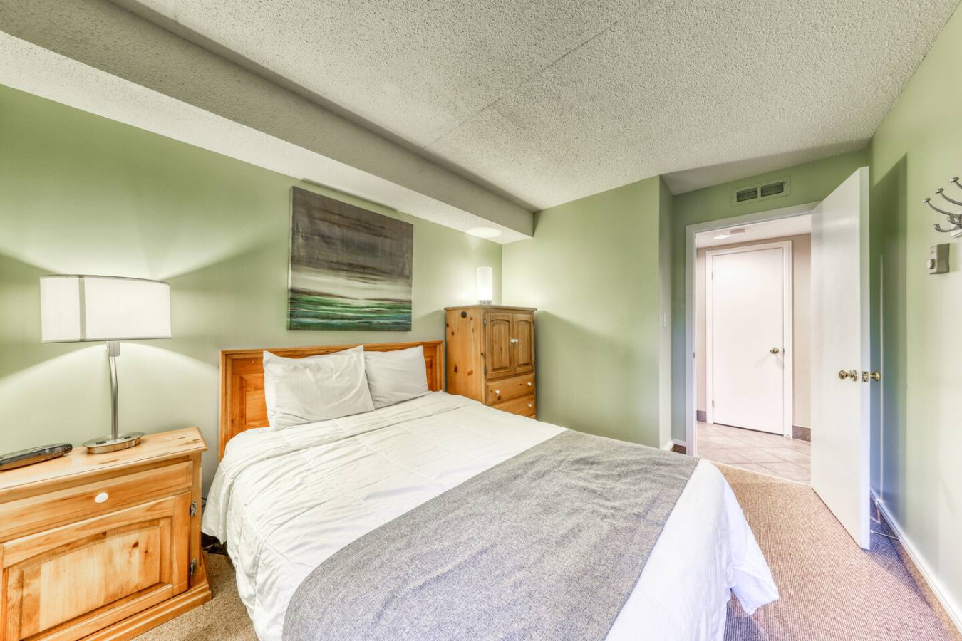 Family Blue Mountain Condo with Mountain Views | Photo 17