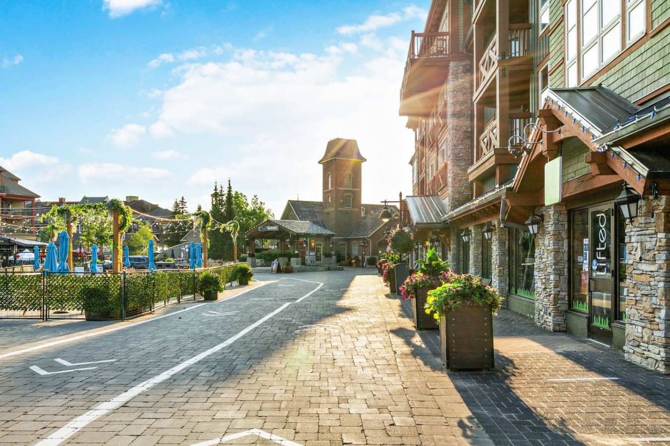 Family Blue Mountain Condo with Mountain Views | Photo 25