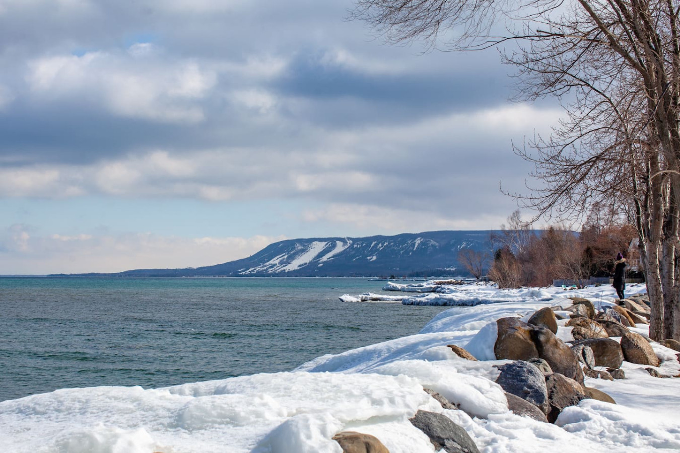 3BDR Condo | Mountain Side & Mins to Blue! | Photo 32