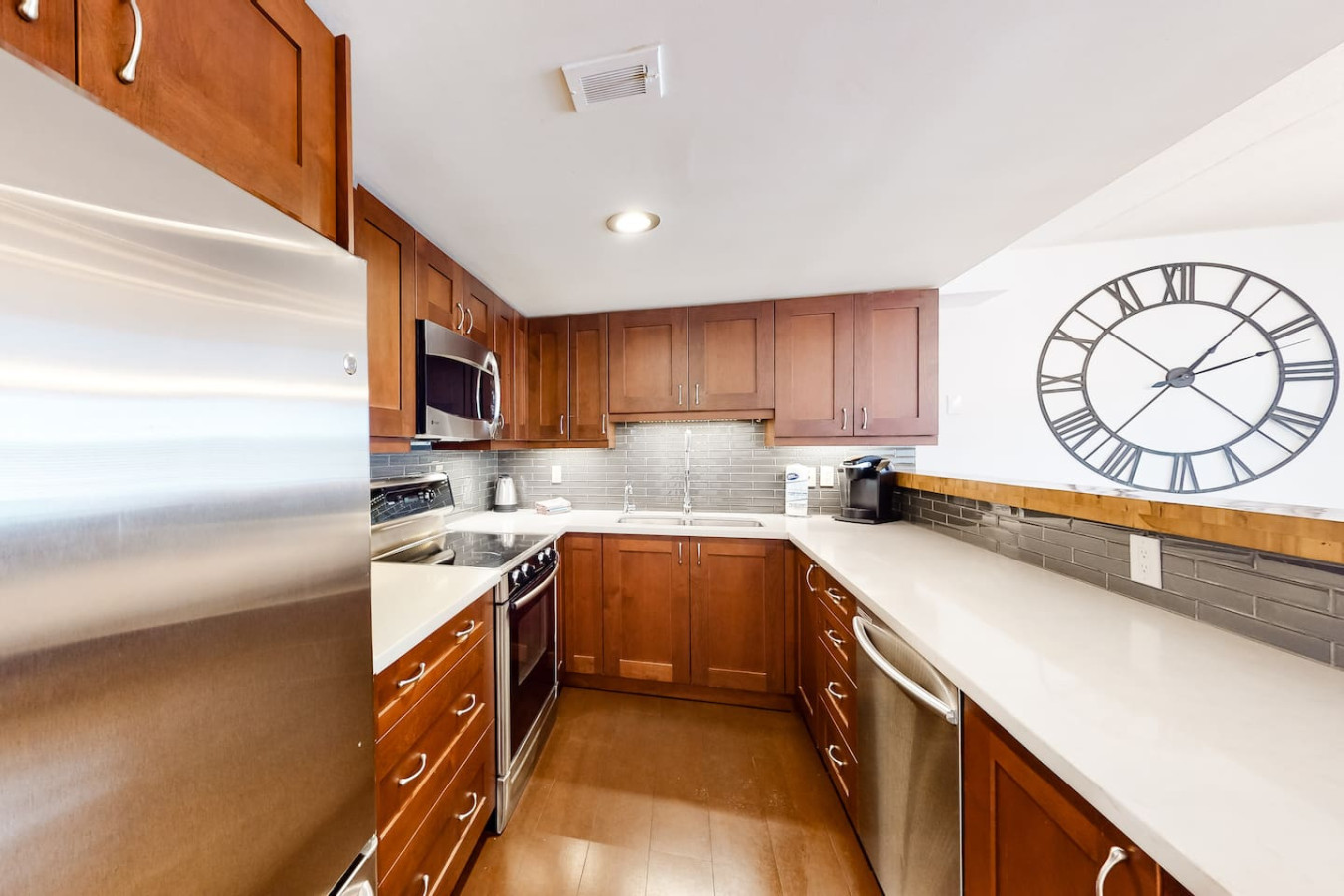 3BDR Condo | Mountain Side & Mins to Blue! | Photo 2