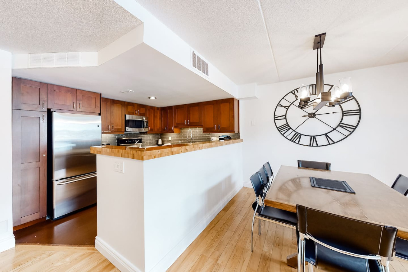 3BDR Condo | Mountain Side & Mins to Blue! | Photo 7