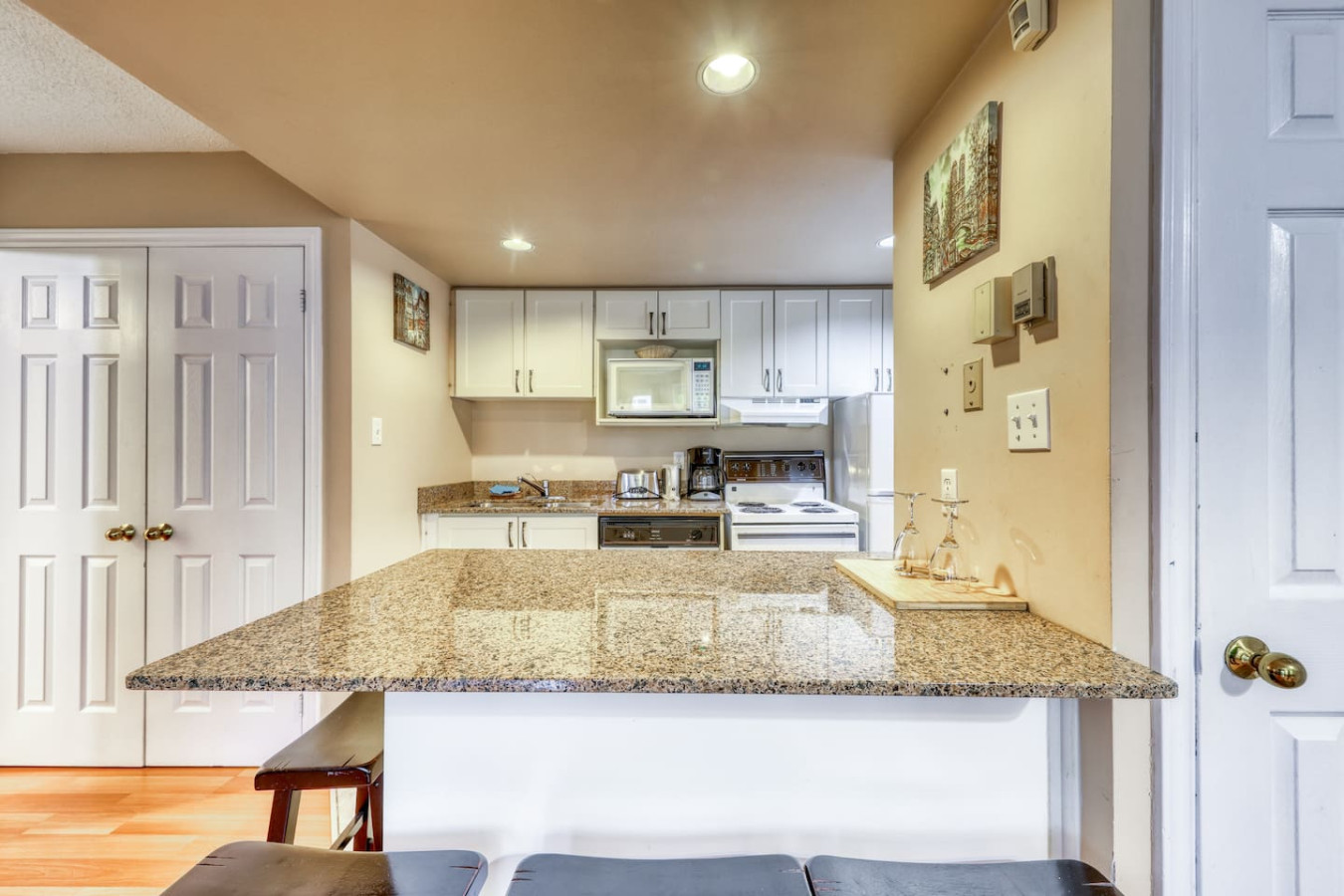 Inviting North Creek Condo | Pool, Hot Tub, Tennis | Photo 2