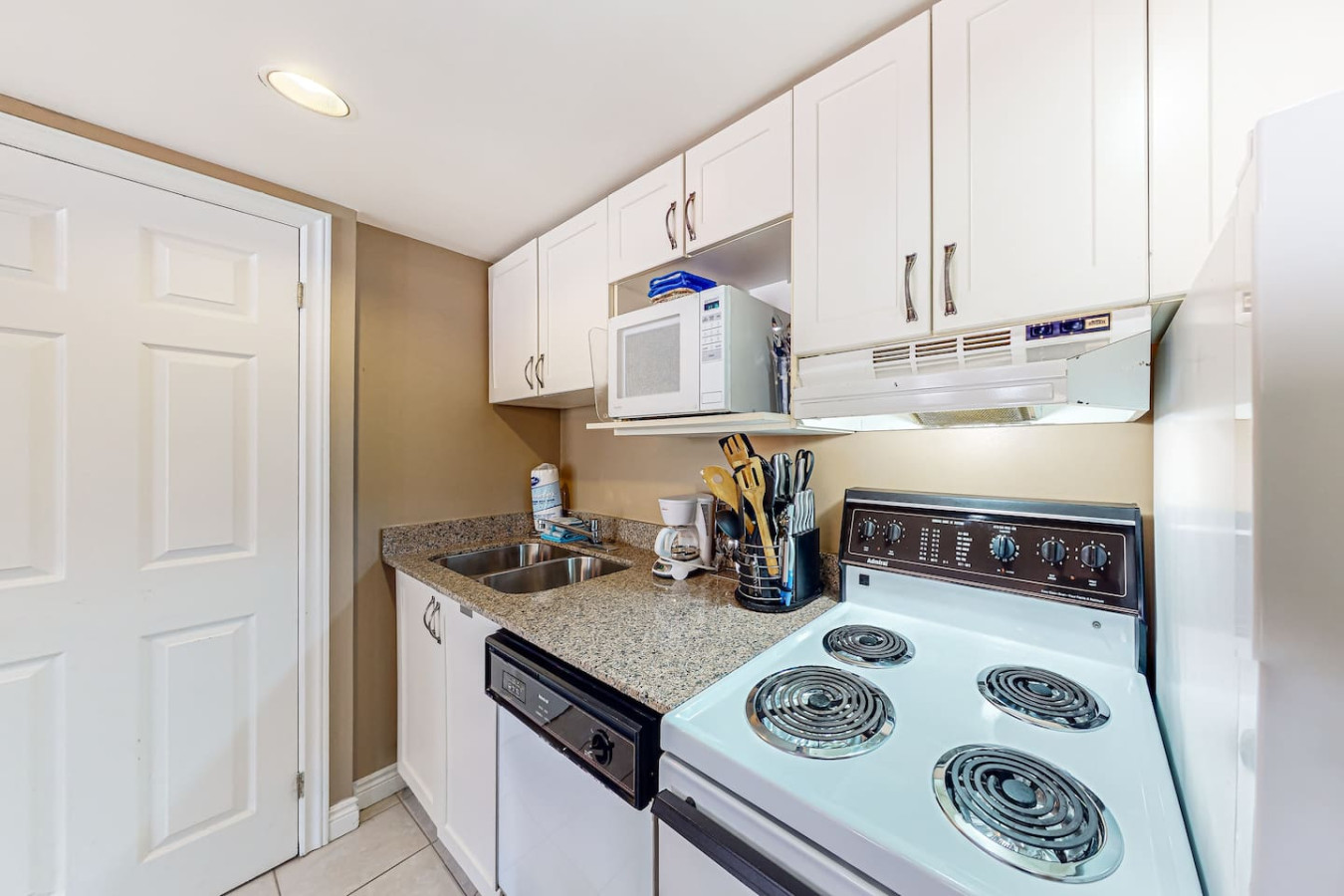 708 North Creek: Pool, Hot Tub, Tennis | Photo 9