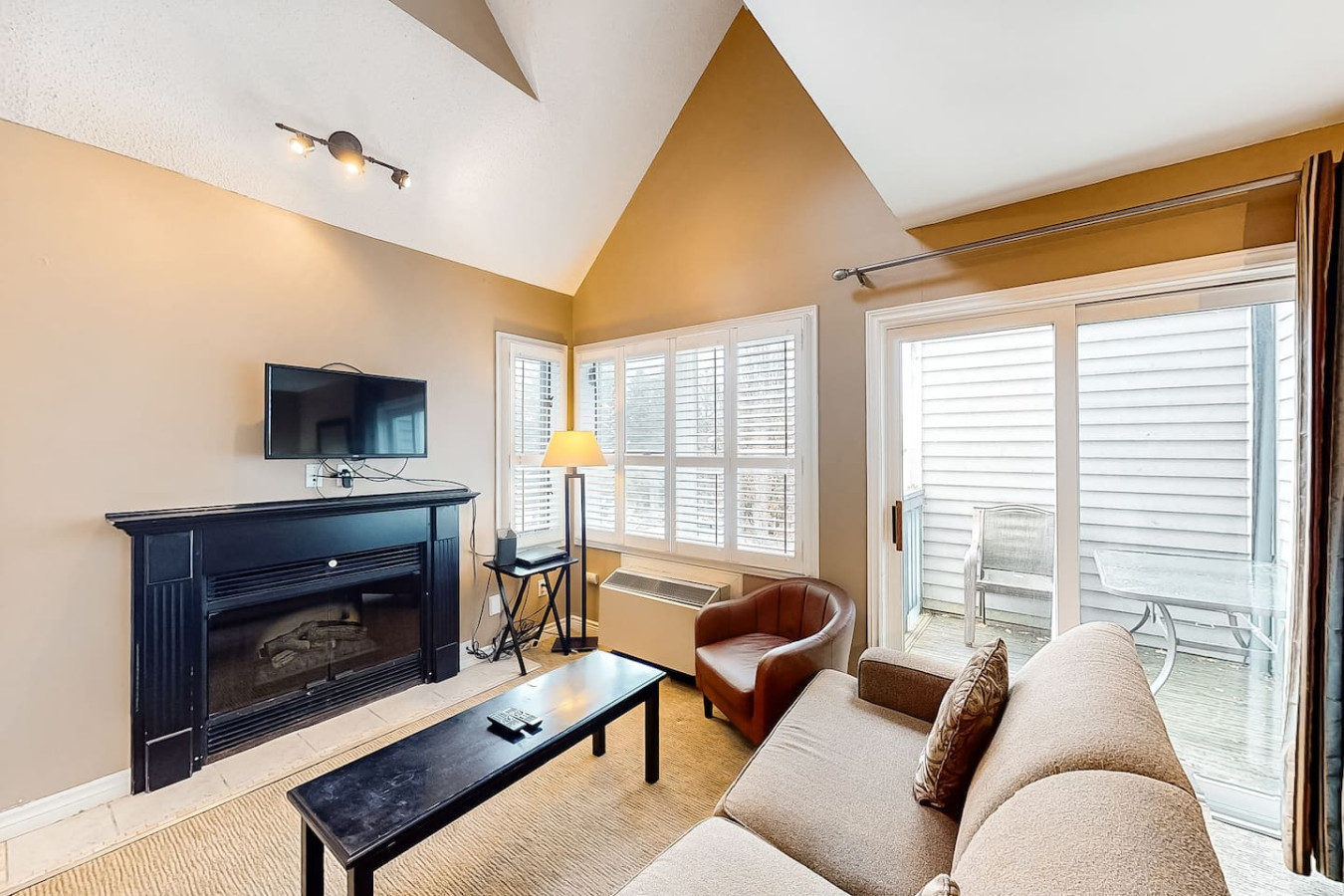 North Creek Studio at BM | Pool, Hot Tub, Tennis | Photo 6