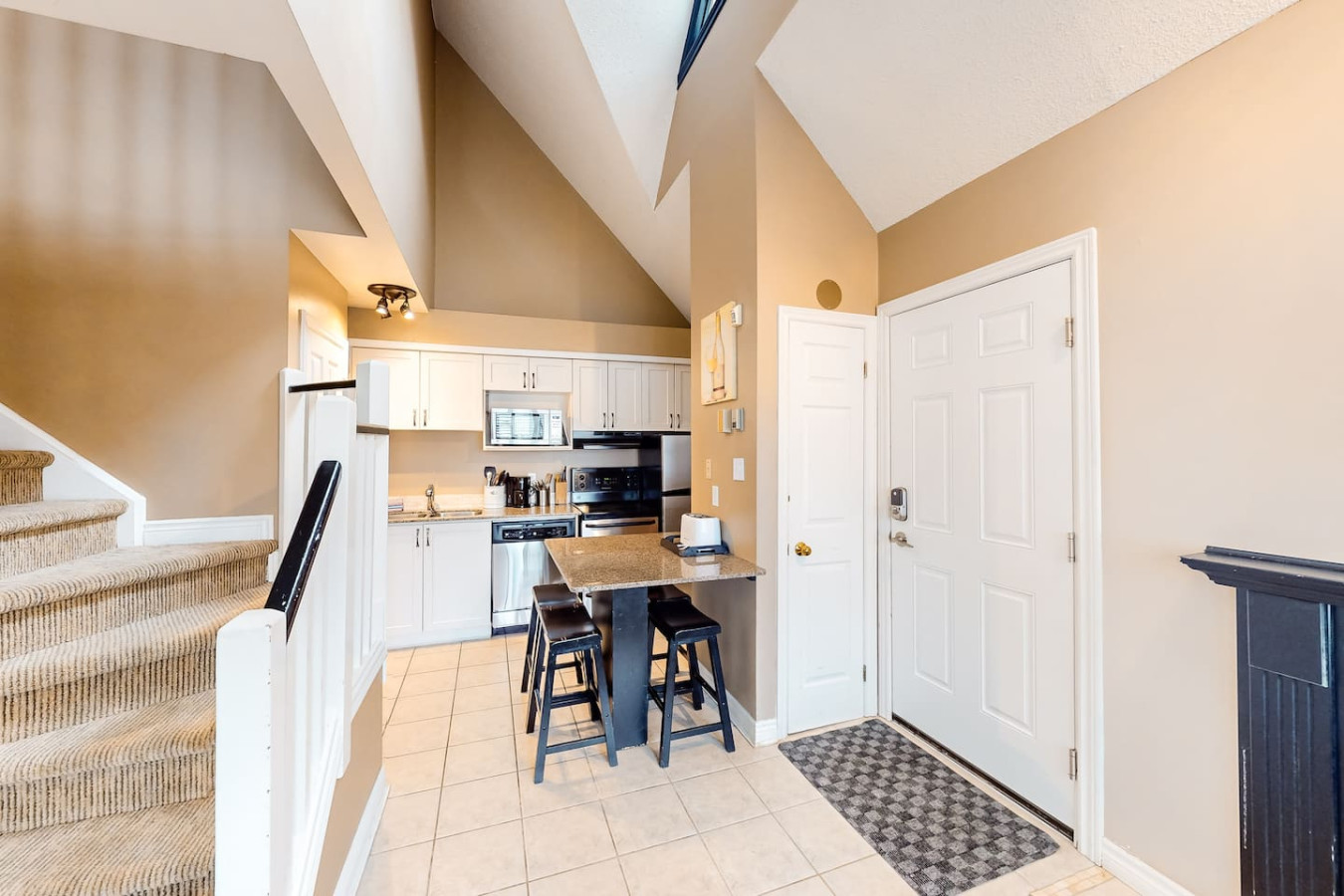 North Creek Studio at BM | Pool, Hot Tub, Tennis | Photo 7