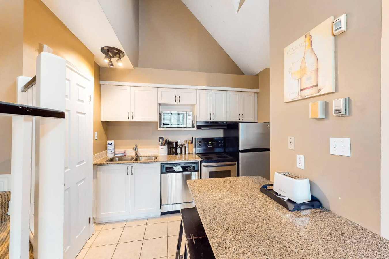 North Creek Studio at BM | Pool, Hot Tub, Tennis | Photo 2