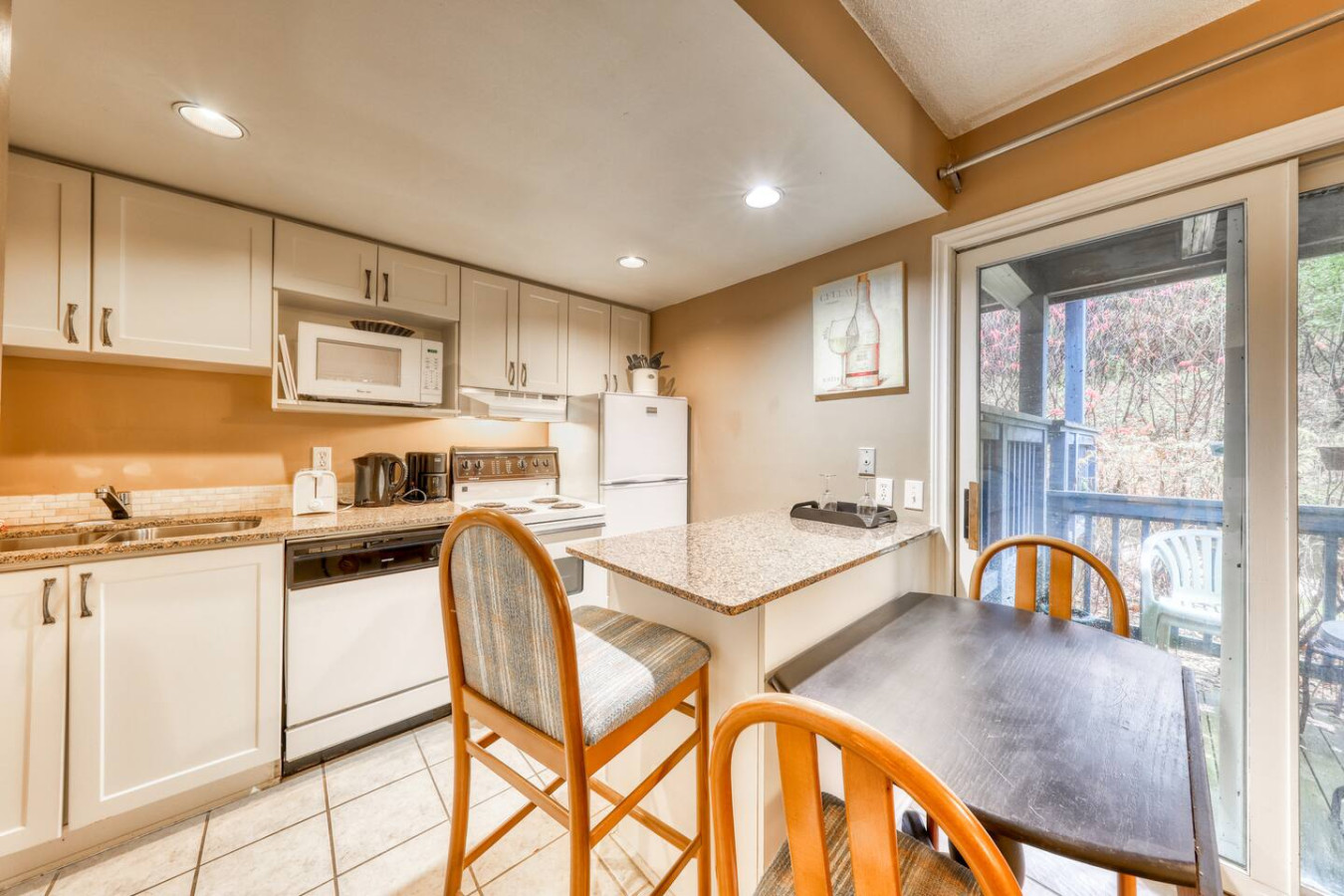 North Base Studio with Pool, Hot Tub, Tennis! | Photo 2