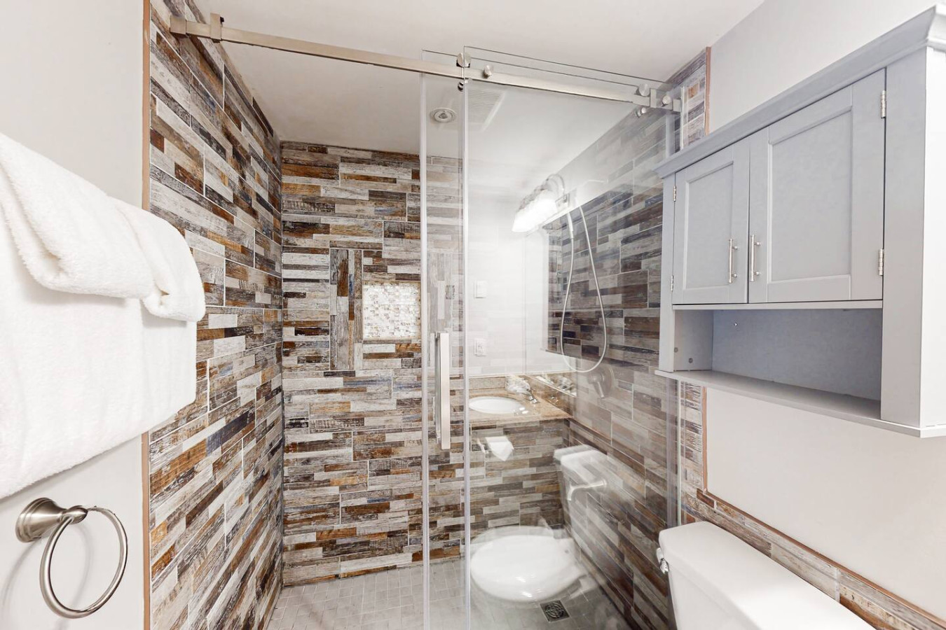 BM Studio w/ Large Patio | Pool, Hot Tub, Tennis | Photo 16