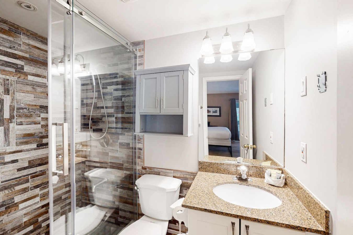 BM Studio w/ Large Patio | Pool, Hot Tub, Tennis | Photo 15