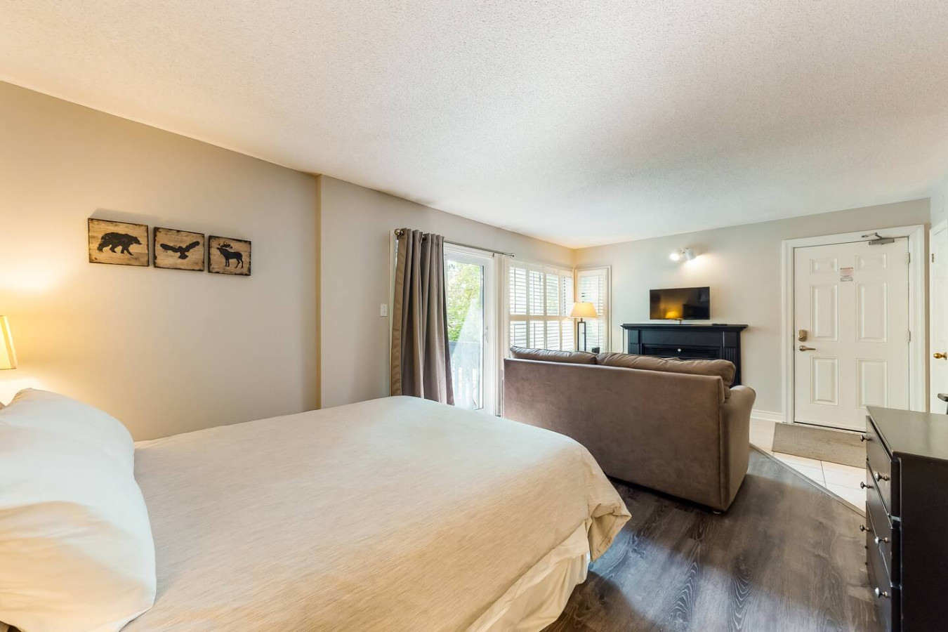 Studio 208 with Pool, Hot Tub, and Tennis Courts | Photo 10