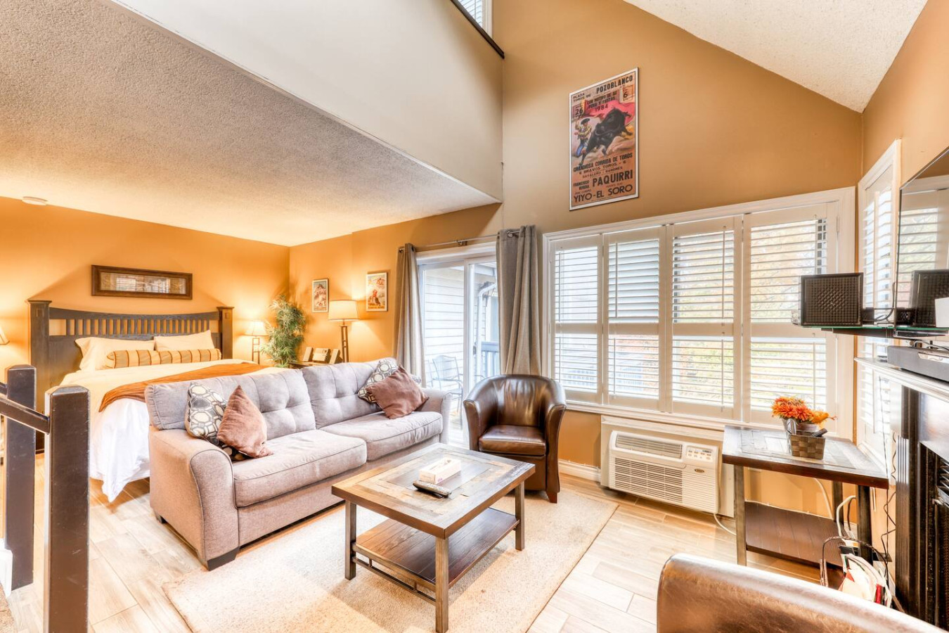 Creekside at Blue Mtn: Pool, Hot Tub, Tennis!