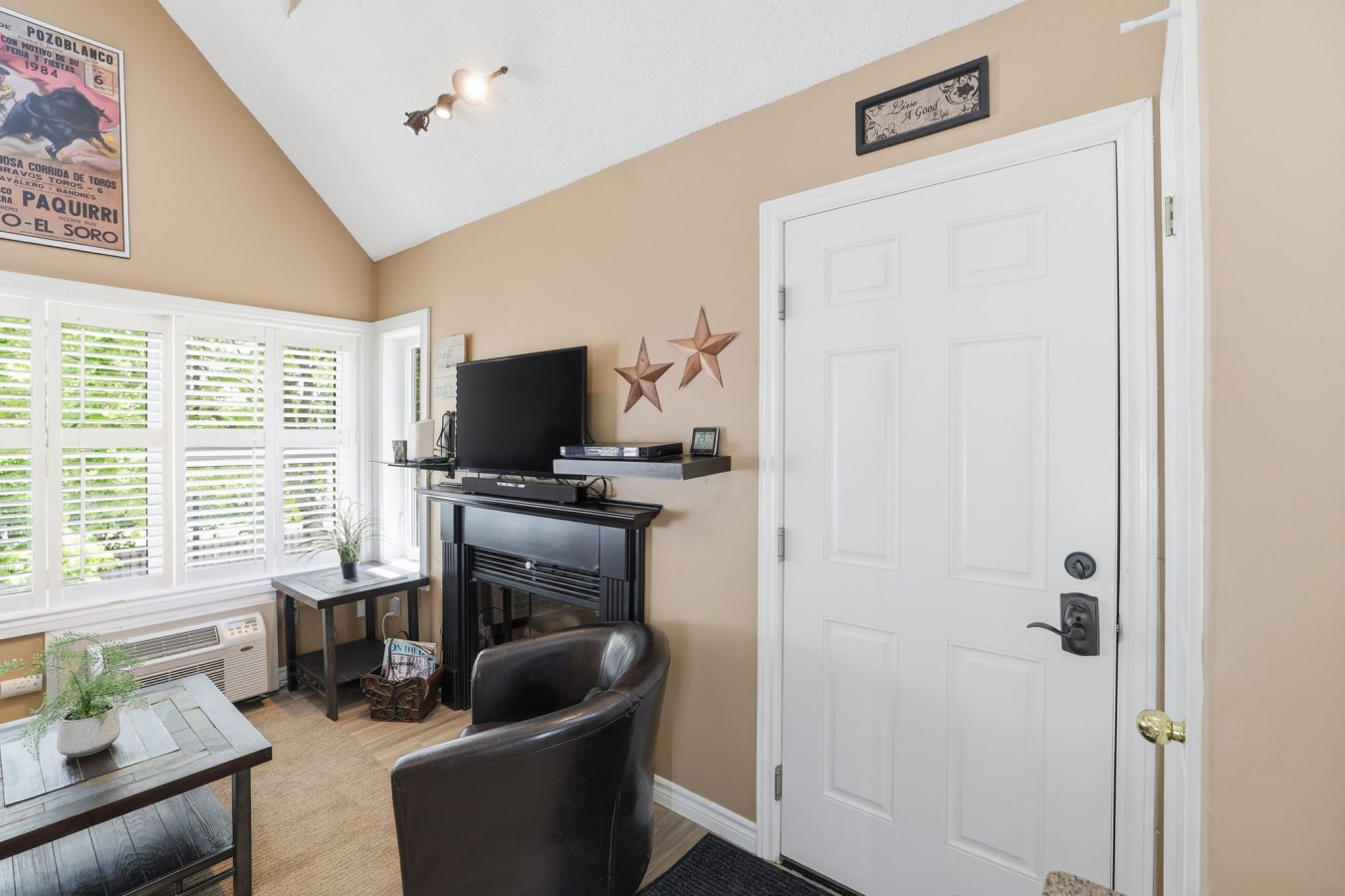 214 North Creek: Pool, Hot Tub, Tennis 9