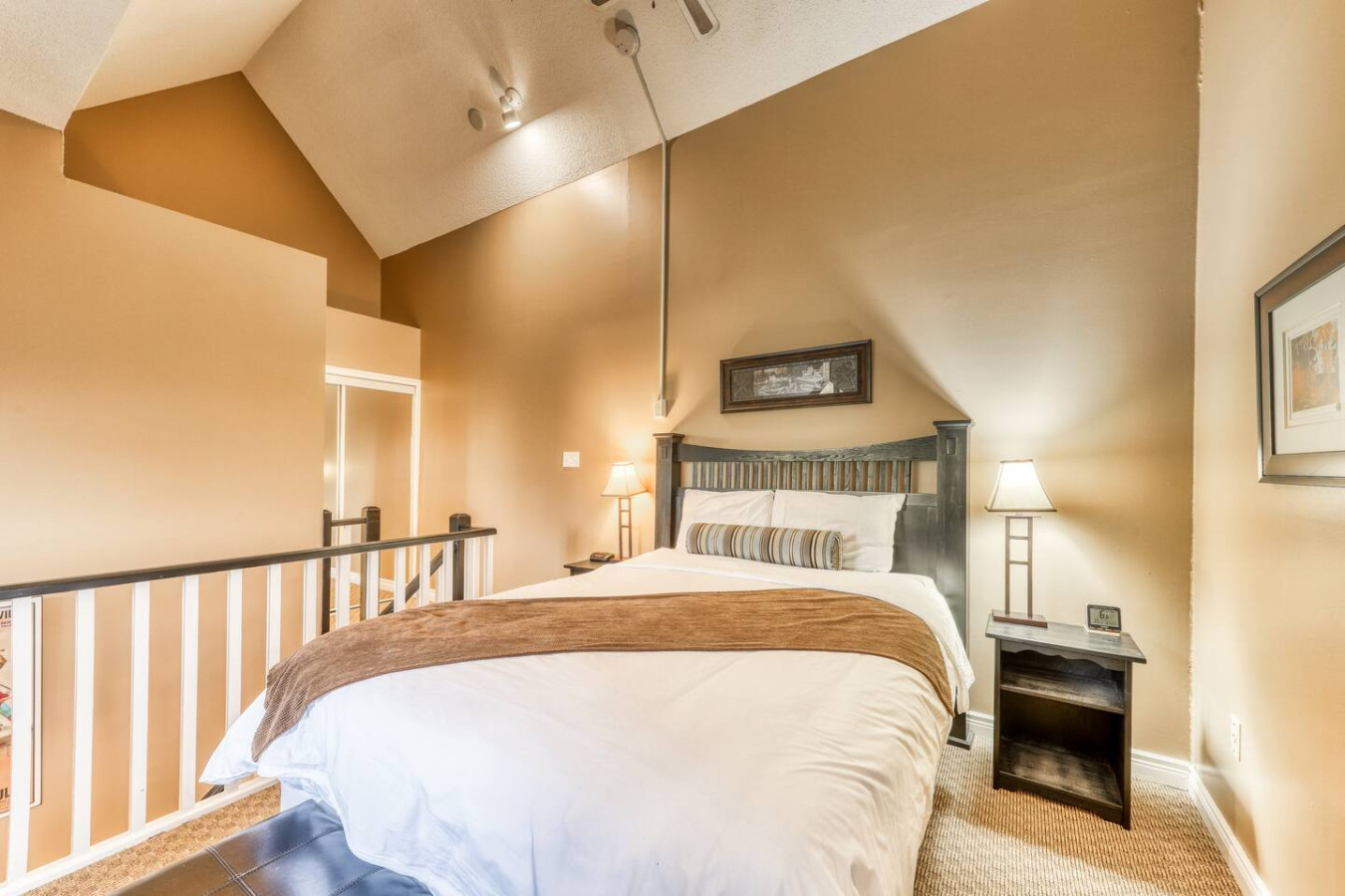 Creekside at Blue Mtn: Pool, Hot Tub, Tennis! | Photo 3