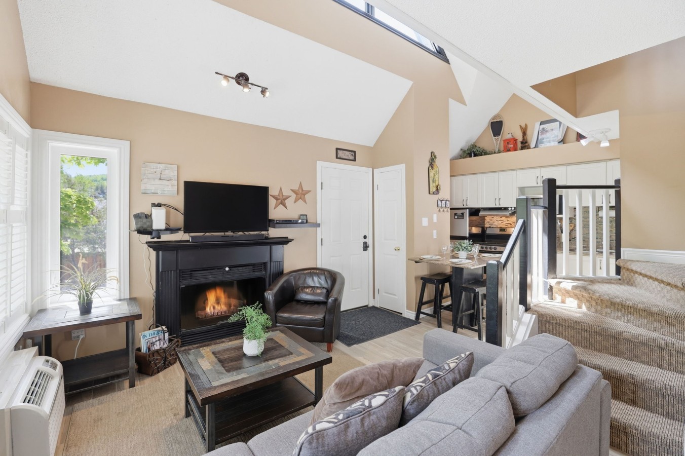 214 North Creek: Pool, Hot Tub, Tennis