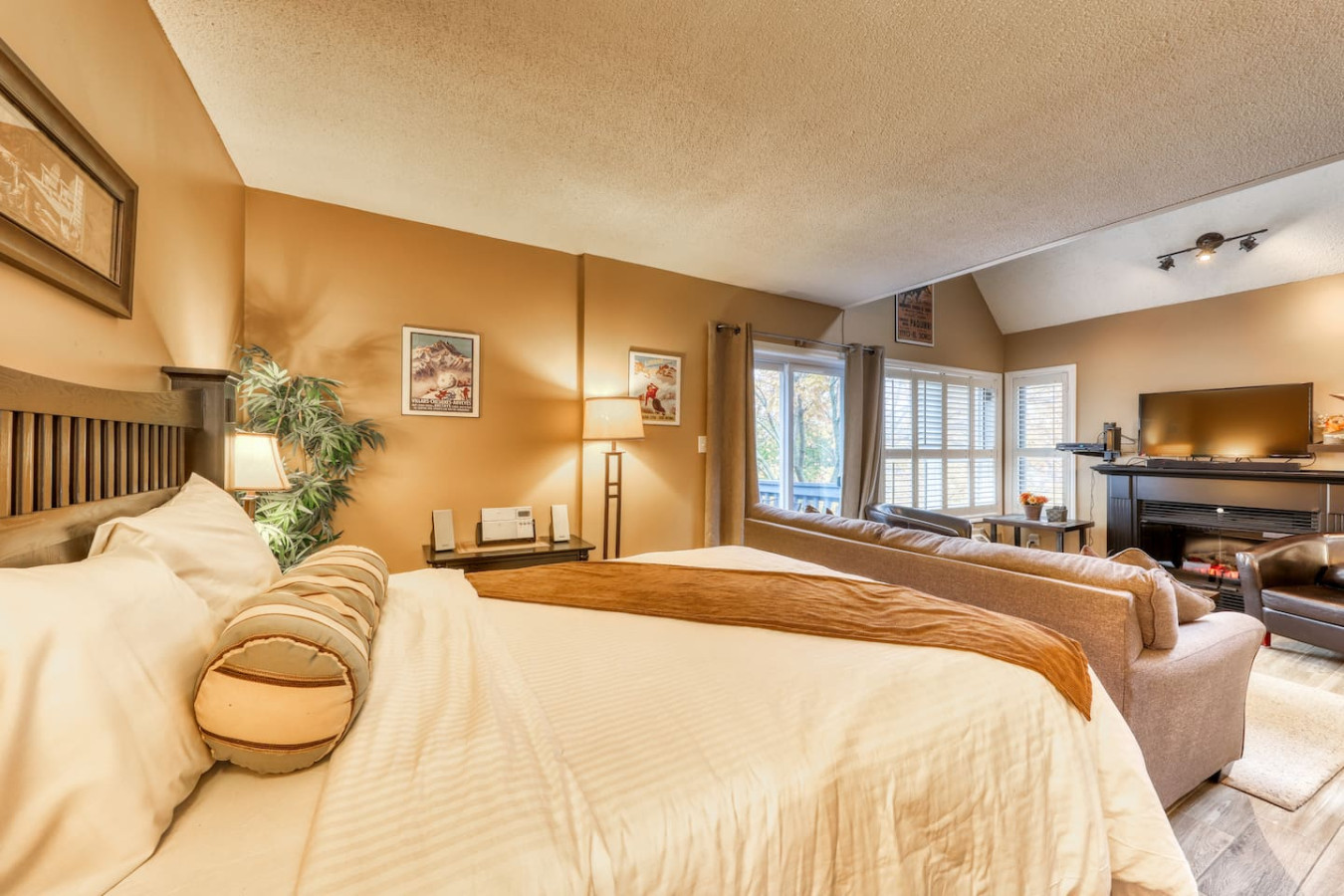 Creekside at Blue Mtn: Pool, Hot Tub, Tennis! | Photo 11