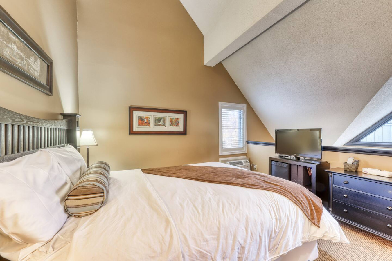 Creekside at Blue Mtn: Pool, Hot Tub, Tennis! | Photo 12