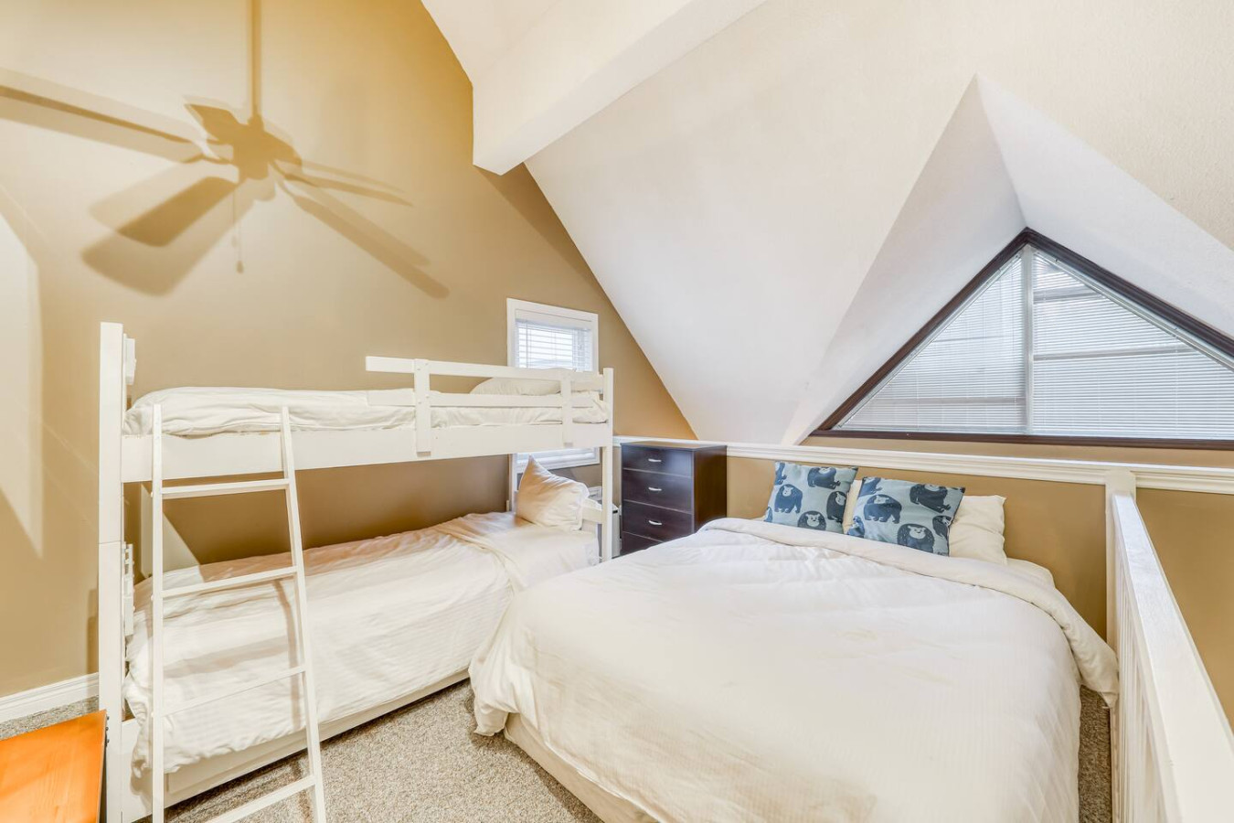 Family North Creek Condo w/ Pool, Hot Tub, Tennis! | Photo 3