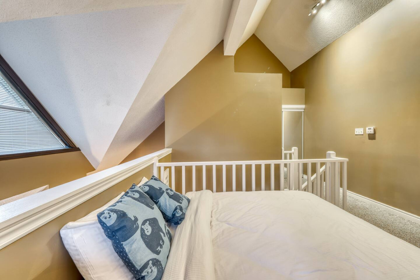 Family North Creek Condo w/ Pool, Hot Tub, Tennis! | Photo 10