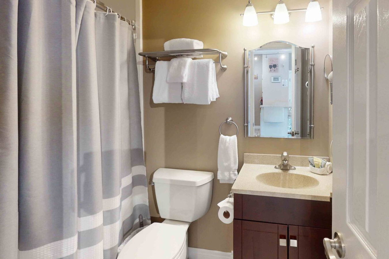 Blue Vibes Only: Pool, Hot Tub, Tennis! | Photo 19