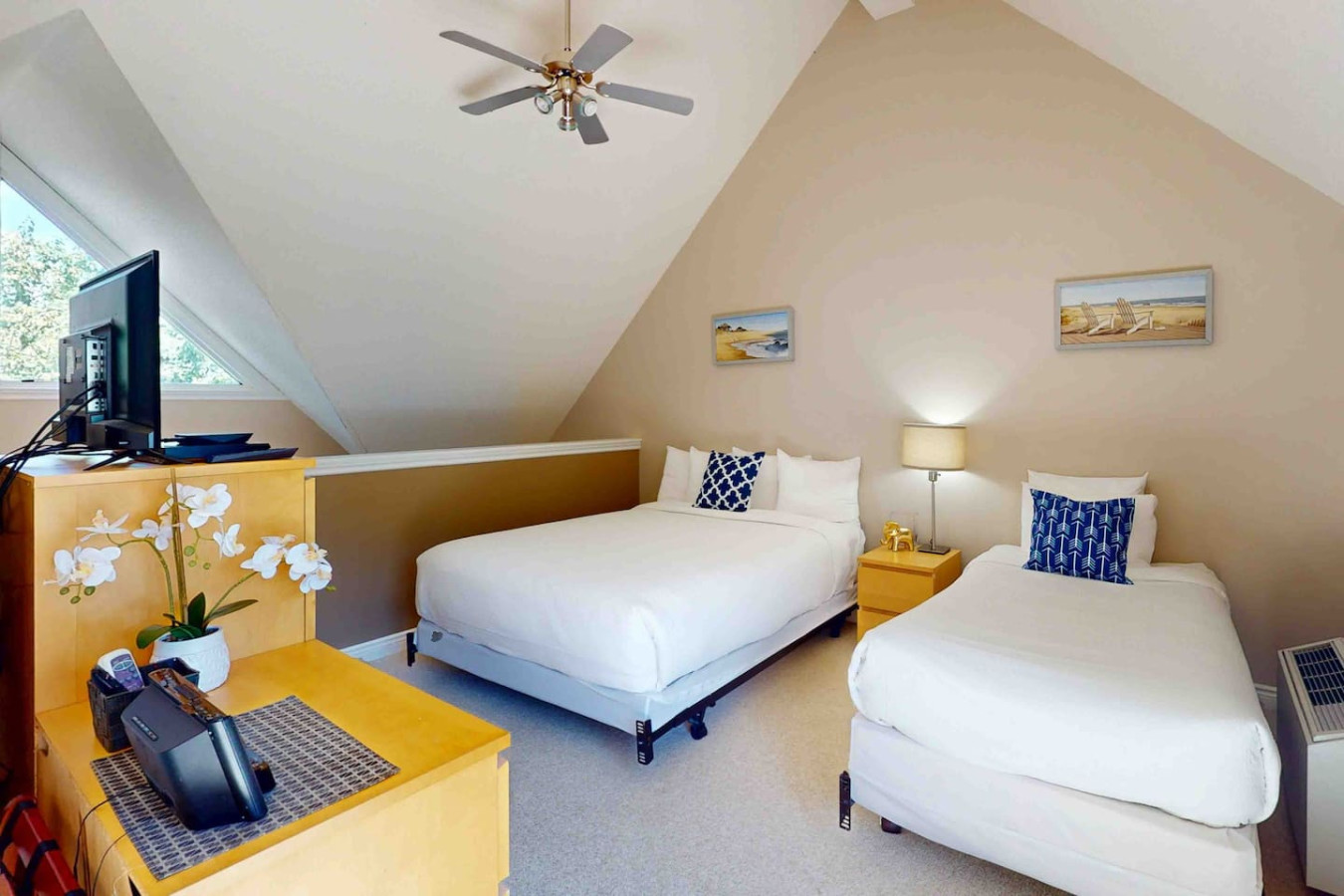 Blue Vibes Only: Pool, Hot Tub, Tennis! | Photo 20