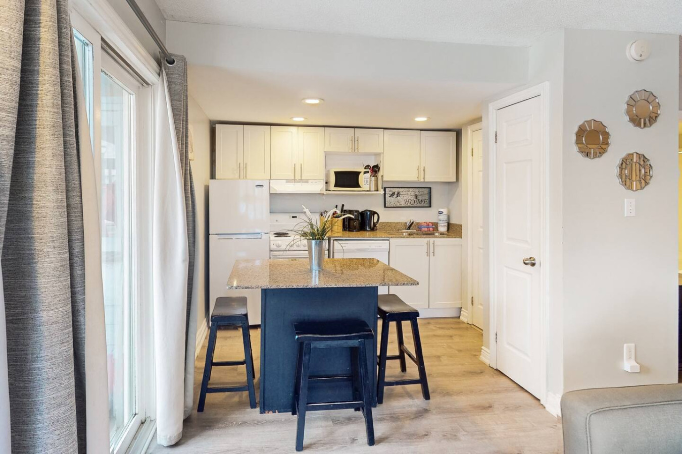 Modern Rustic North Creek | Pool, Hot Tub, Tennis | Photo 2