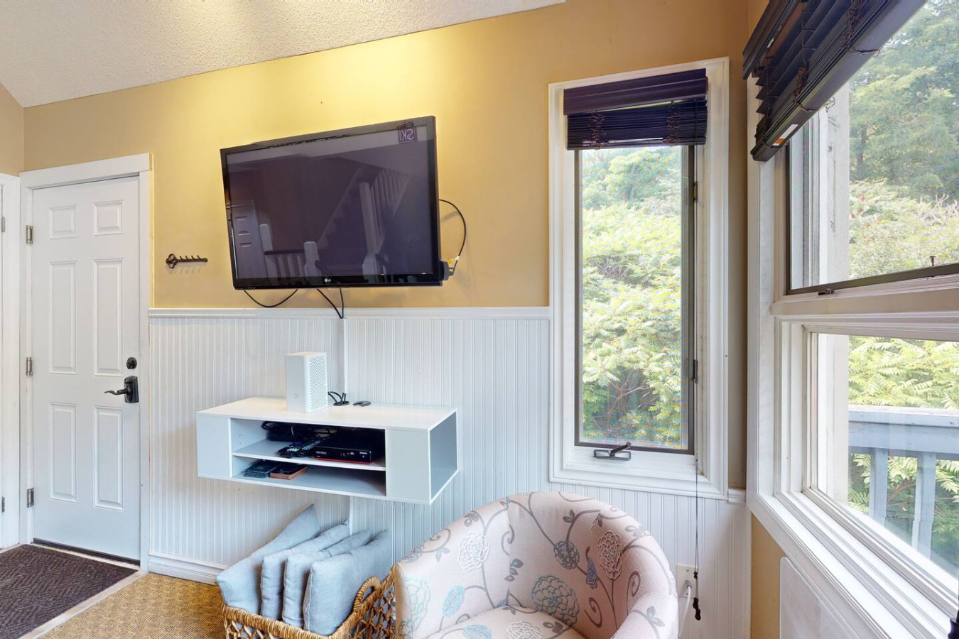 Mountain Loft Magic: Pool, Hot Tub, Tennis | Photo 7