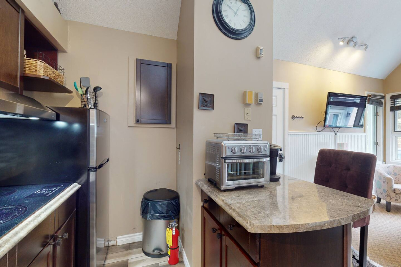 Mountain Loft Magic: Pool, Hot Tub, Tennis | Photo 9