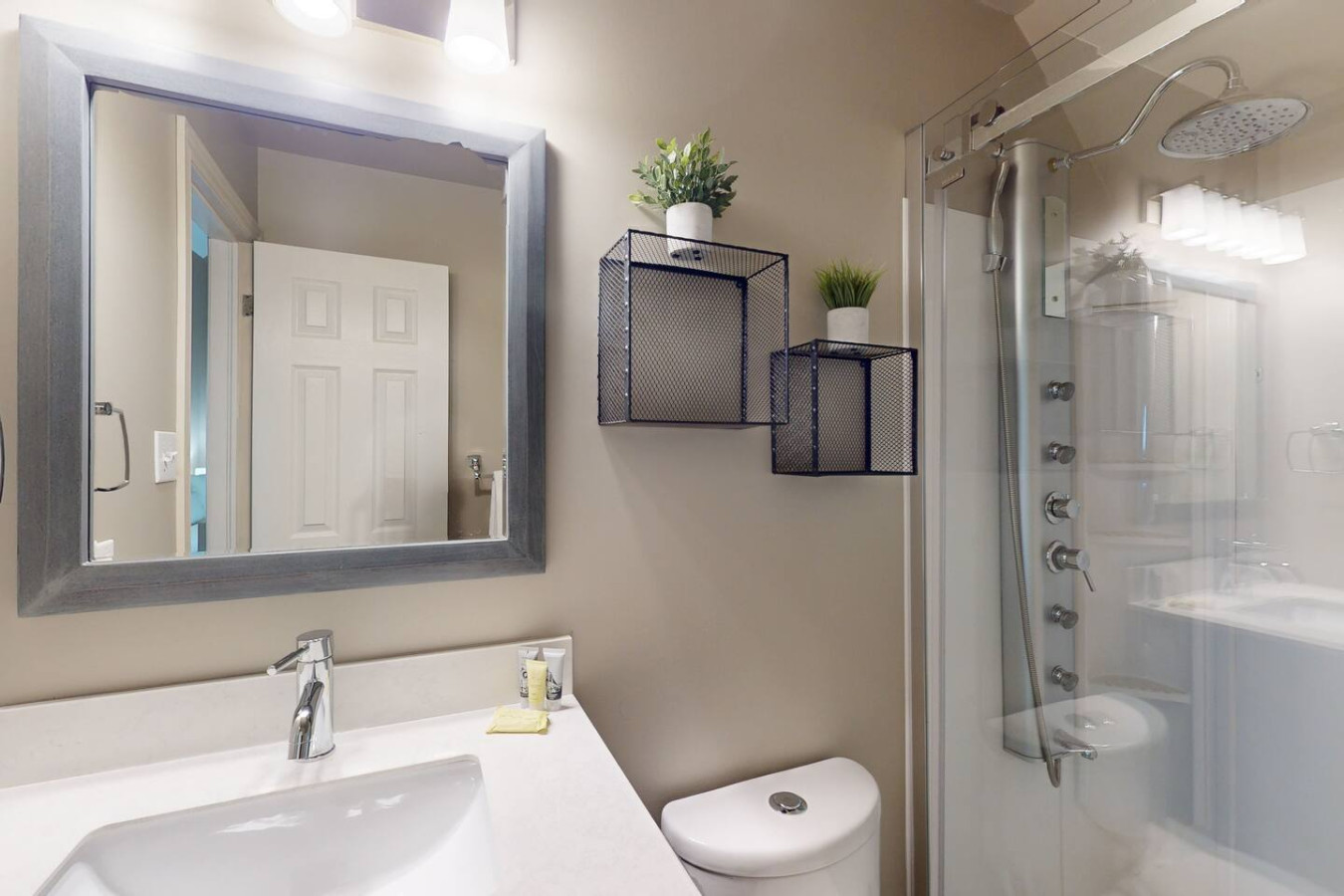 Mountain Loft Magic: Pool, Hot Tub, Tennis | Photo 11